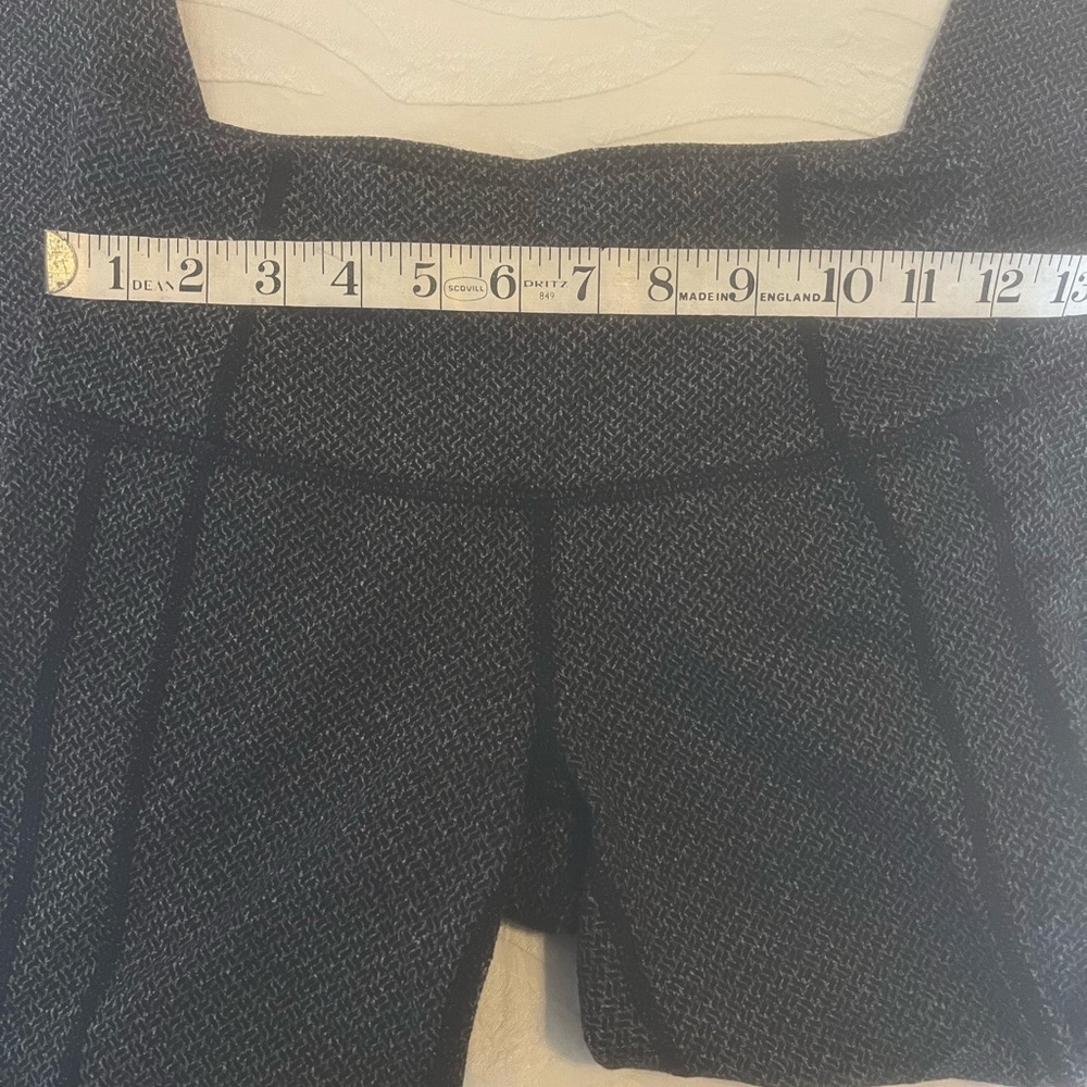 Athleta textured Leggings Black White Zigzag Women’s XS - Picture 9 of 9
